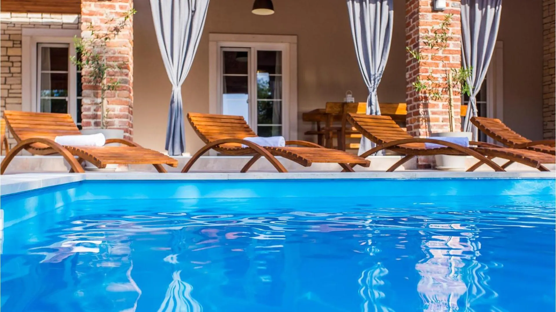 Villa Lucia Hlapa Holiday home